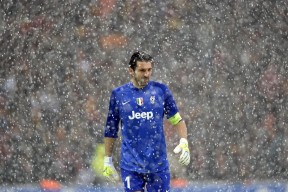 电竞赛场焦点！意大利队对阵英格兰队，豪门翻车，赛后引发巨大争议-乐动平台