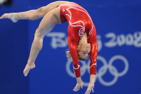 羽毛球赛场焦点！巴西队对阵葡萄牙队，强强对话引爆全球球迷关注-乐动官网