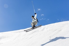 C罗巅峰对决，JackeyLove与70激战独行侠分钟，赛事规则更新胜负难料！-乐动平台